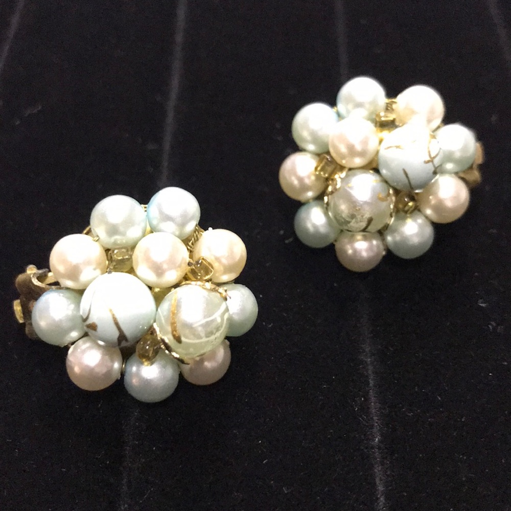 Vintage Clip On Earrings